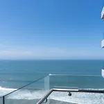 Apartment In Malecon With Pool And View Of The Stadium - Altomare 1302